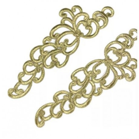 Appliczioni in pizzo a pigne